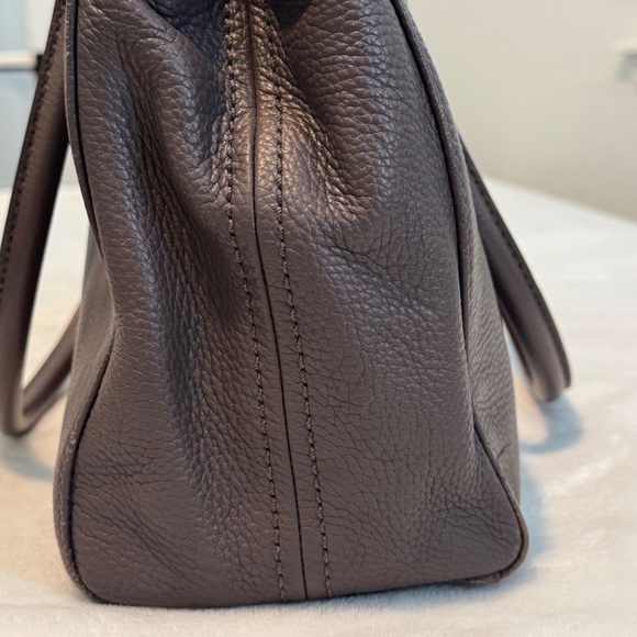 Kate Spade Tote - Picture 2 of 10